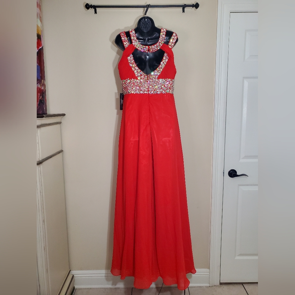 Red Sequence Trimed Top Dress. View 5
